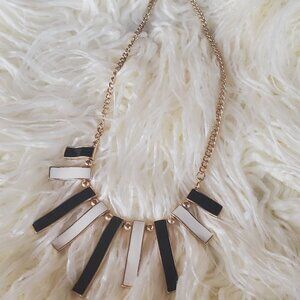 Trendy Handcrafted Chain Statement Necklace. 🌴